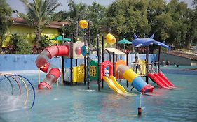 Vits Roccia Hill Resort And Adventure Park, Navapur