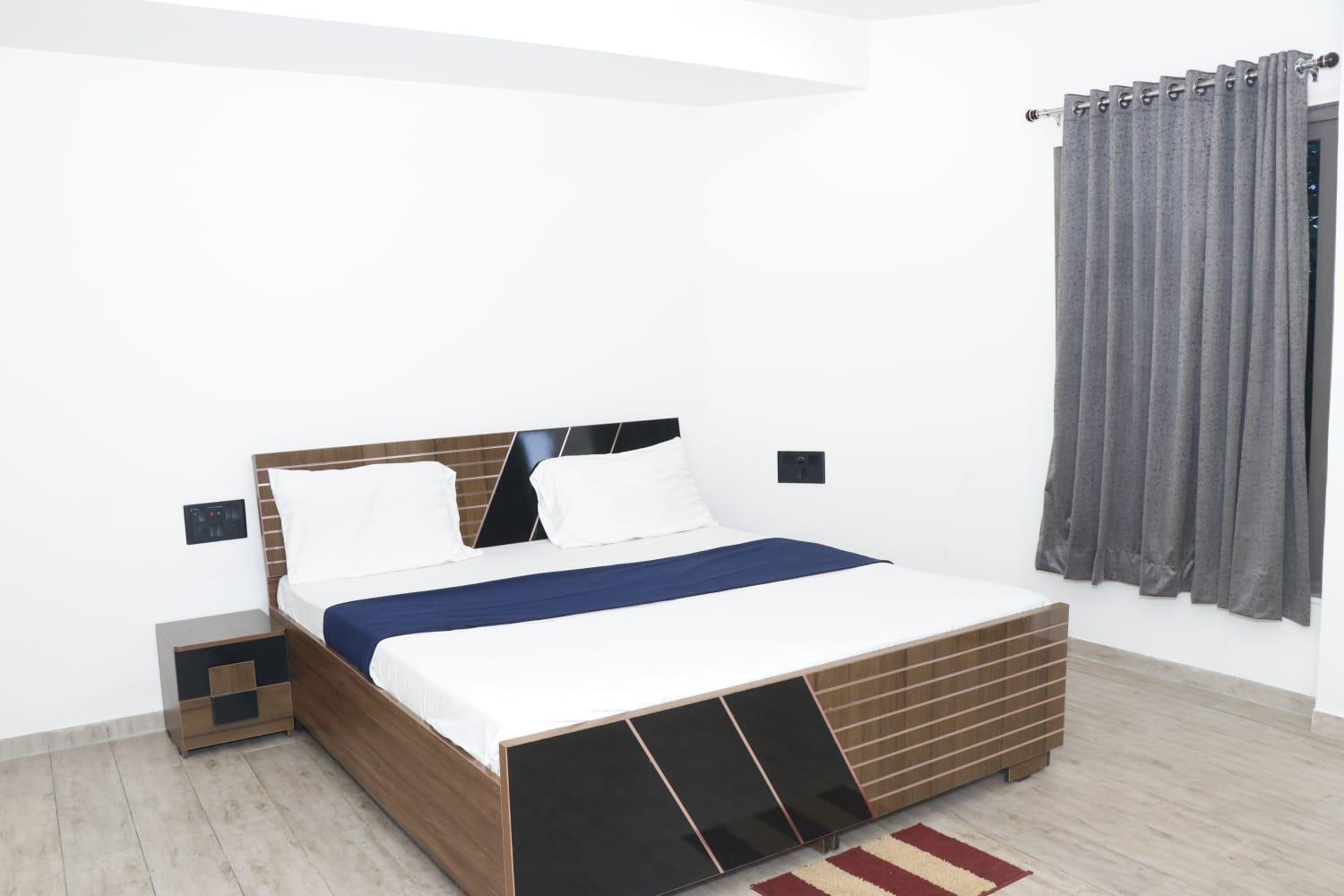 Vits Roccia Hill Resort And Adventure Park, Navapur Songadh Exterior photo